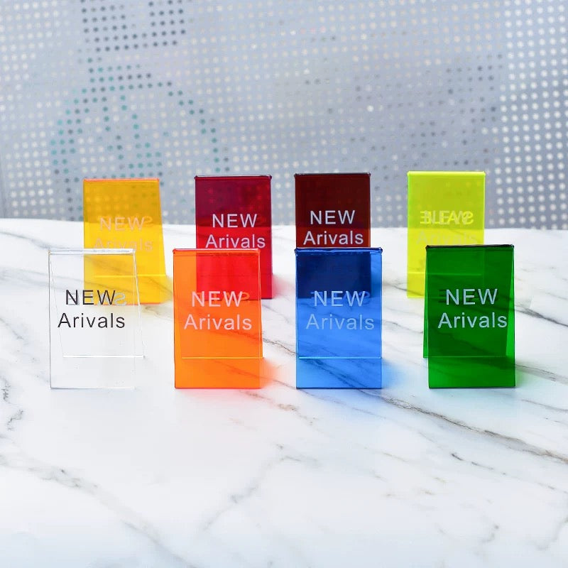 Custom Acrylic Desk Stand