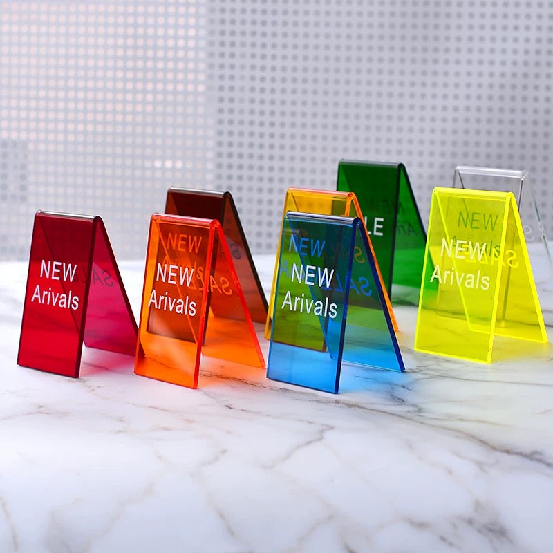 Custom Acrylic Desk Stand