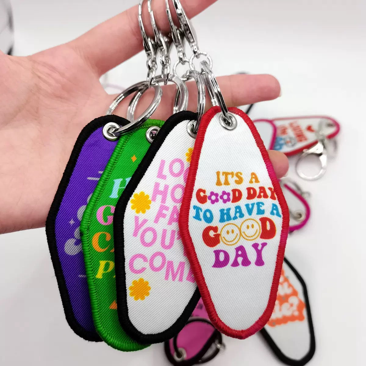 CharmcustomPrintedPlasticCharmsClearEpoxyHologramAcrylickeychaincustomBulkWholesaleCuteKeyChainAcrylic