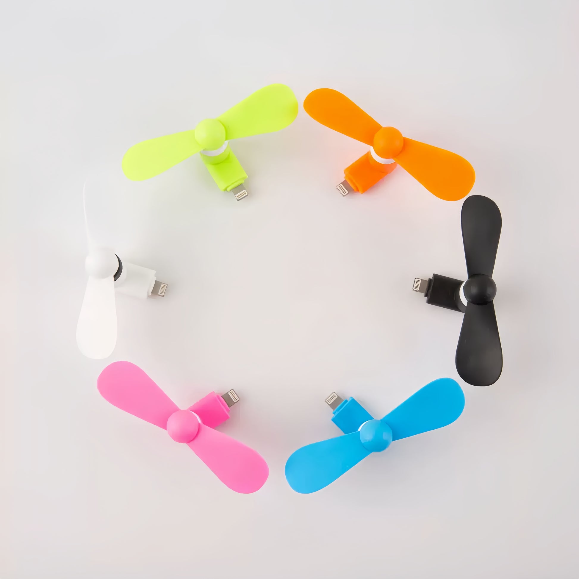 Skip to the beginning of the images gallery
Full Color Custom Foldable USB Handheld Table Fan