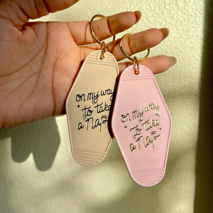 customlogocolorfulblankacrylichotstampinghotelkeychaincharmplasticmotelkeytag