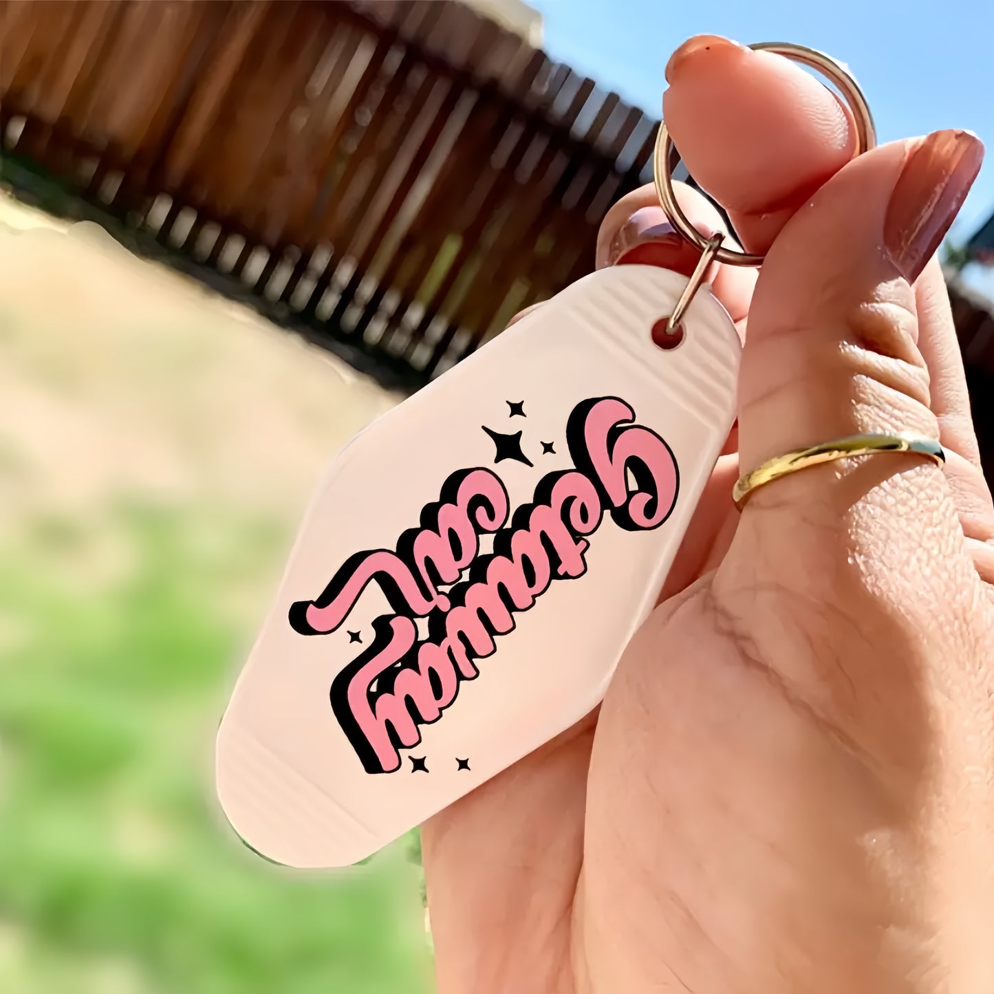 Personalized Vintage Keychains Foil Stamping: Distinctive Wedding Keepsakes - Show Your Appreciation in Style
