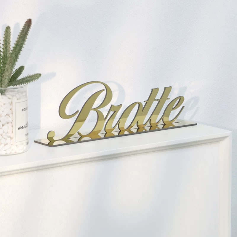 Custom Metal Table Stand Name Display