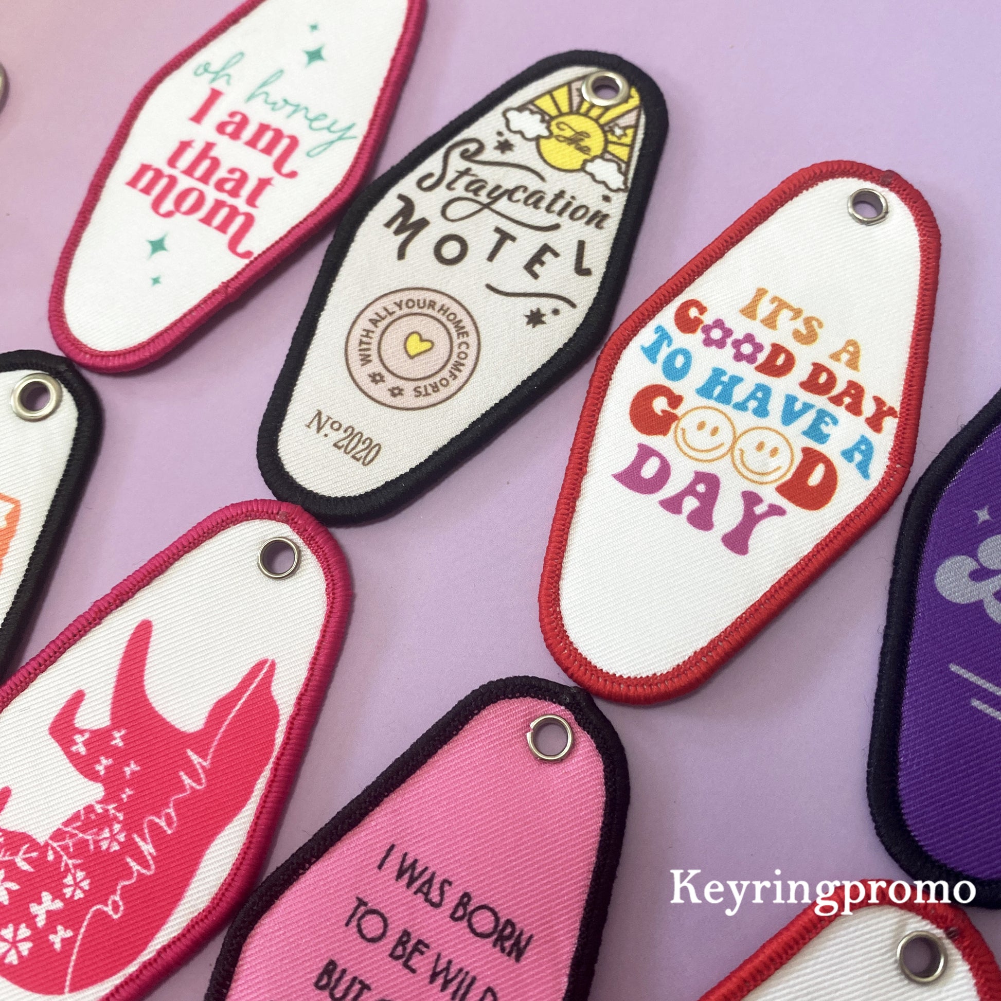 2025 Custom Key Tags Promotional Blank Plastic Retro Vintage Motel Room Hotel Keychain